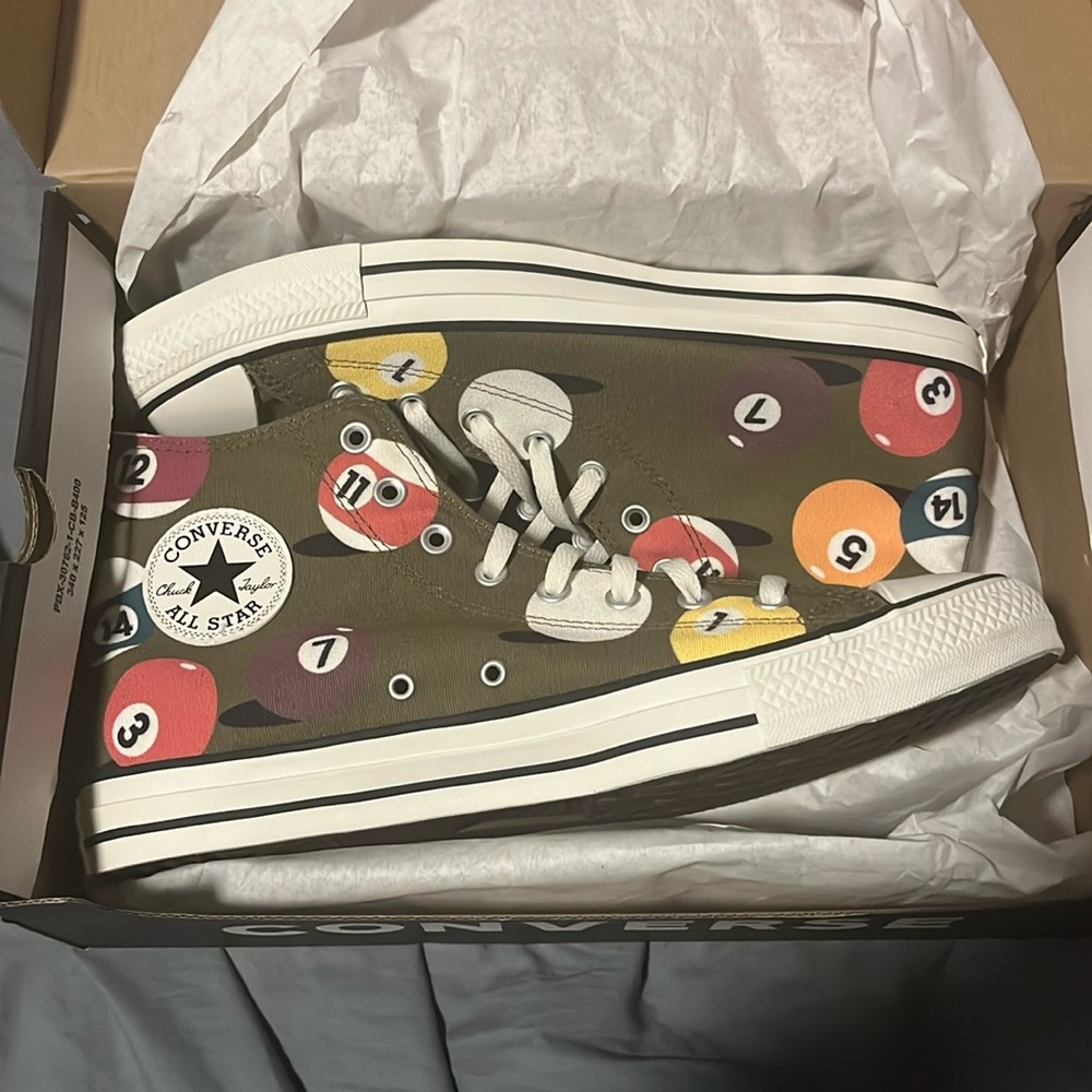 NIB Converse pool ball high tops size 12